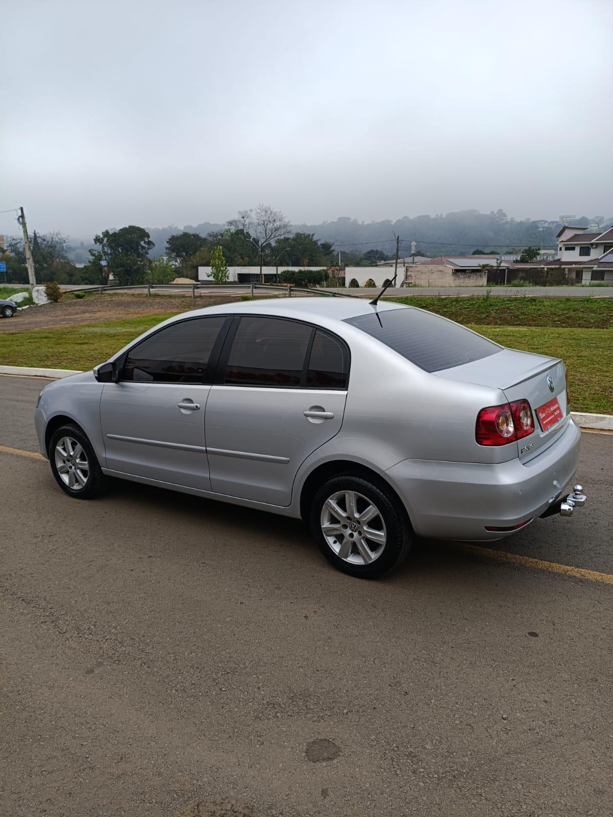 Foto 6 de Volkswagen POLO SEDAN