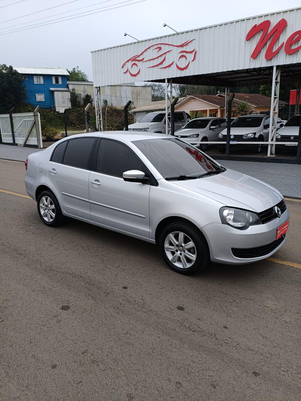 Foto 3 de Volkswagen POLO SEDAN
