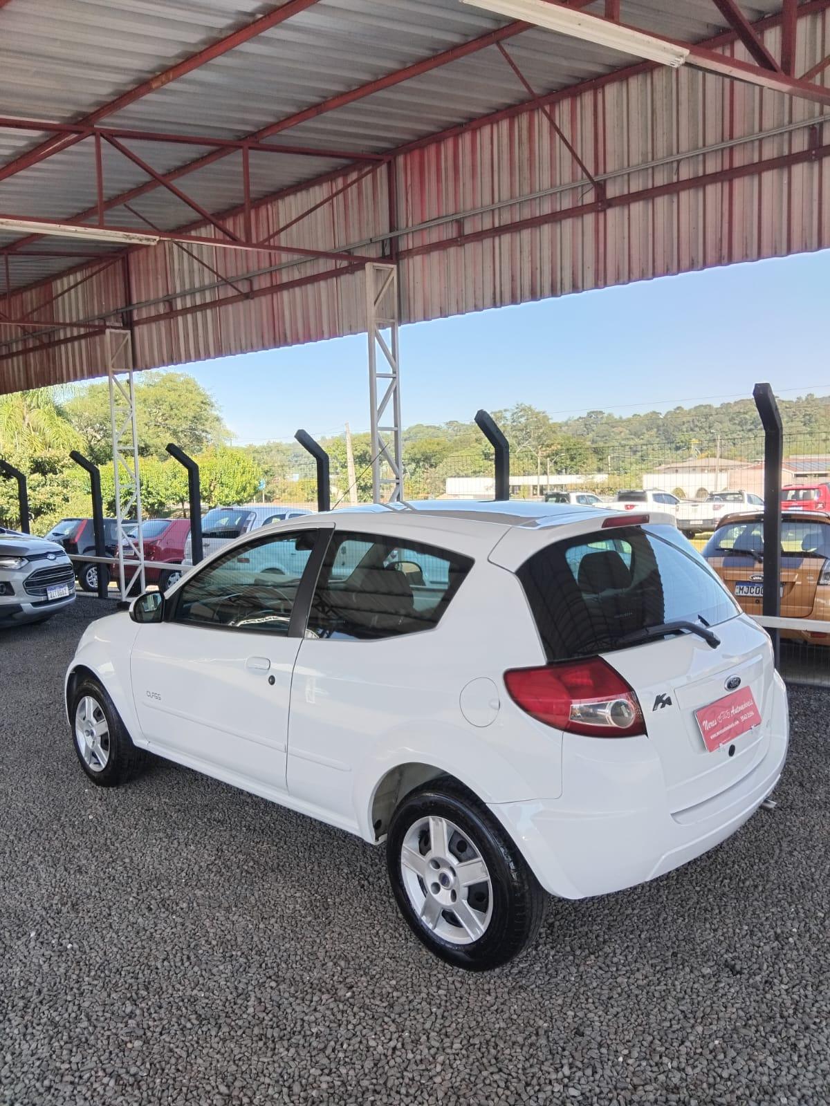 FORD KA