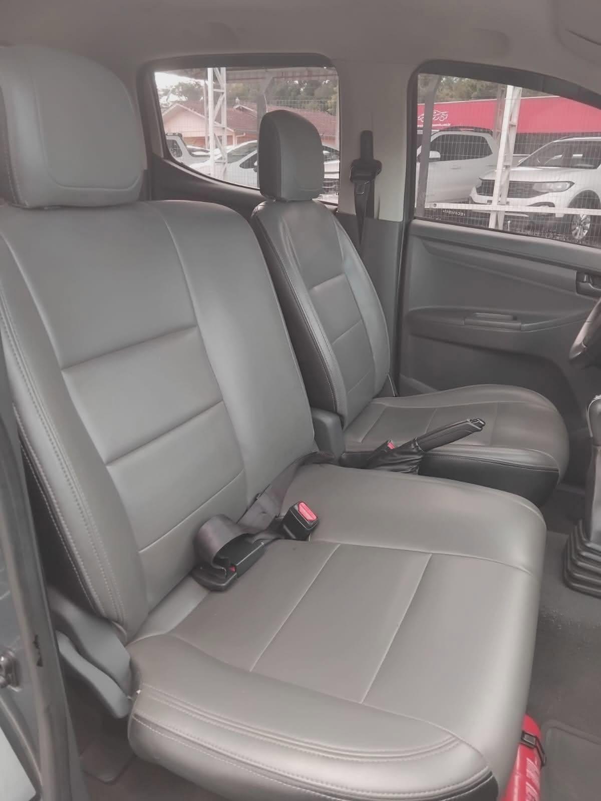 CHEVROLET S10