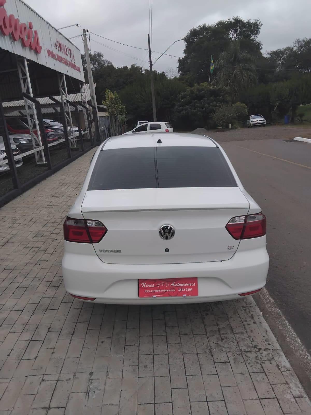 VOLKSWAGEN VOYAGE