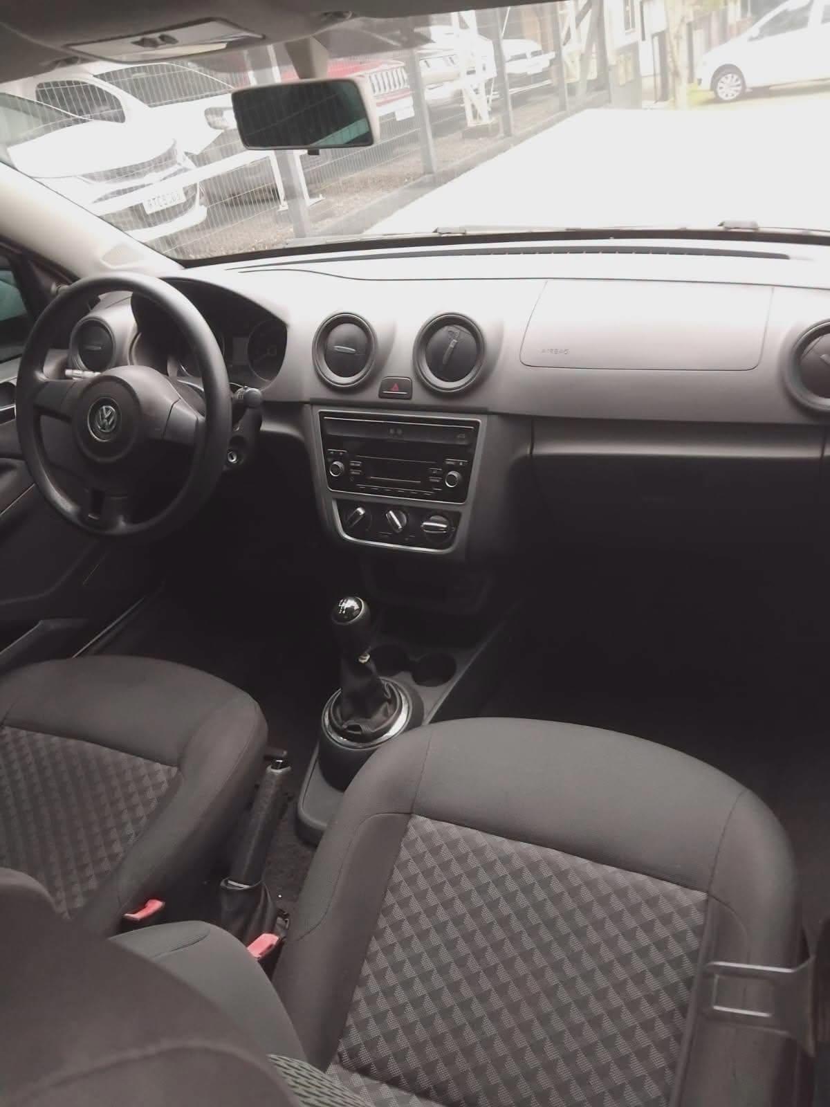 VOLKSWAGEN VOYAGE