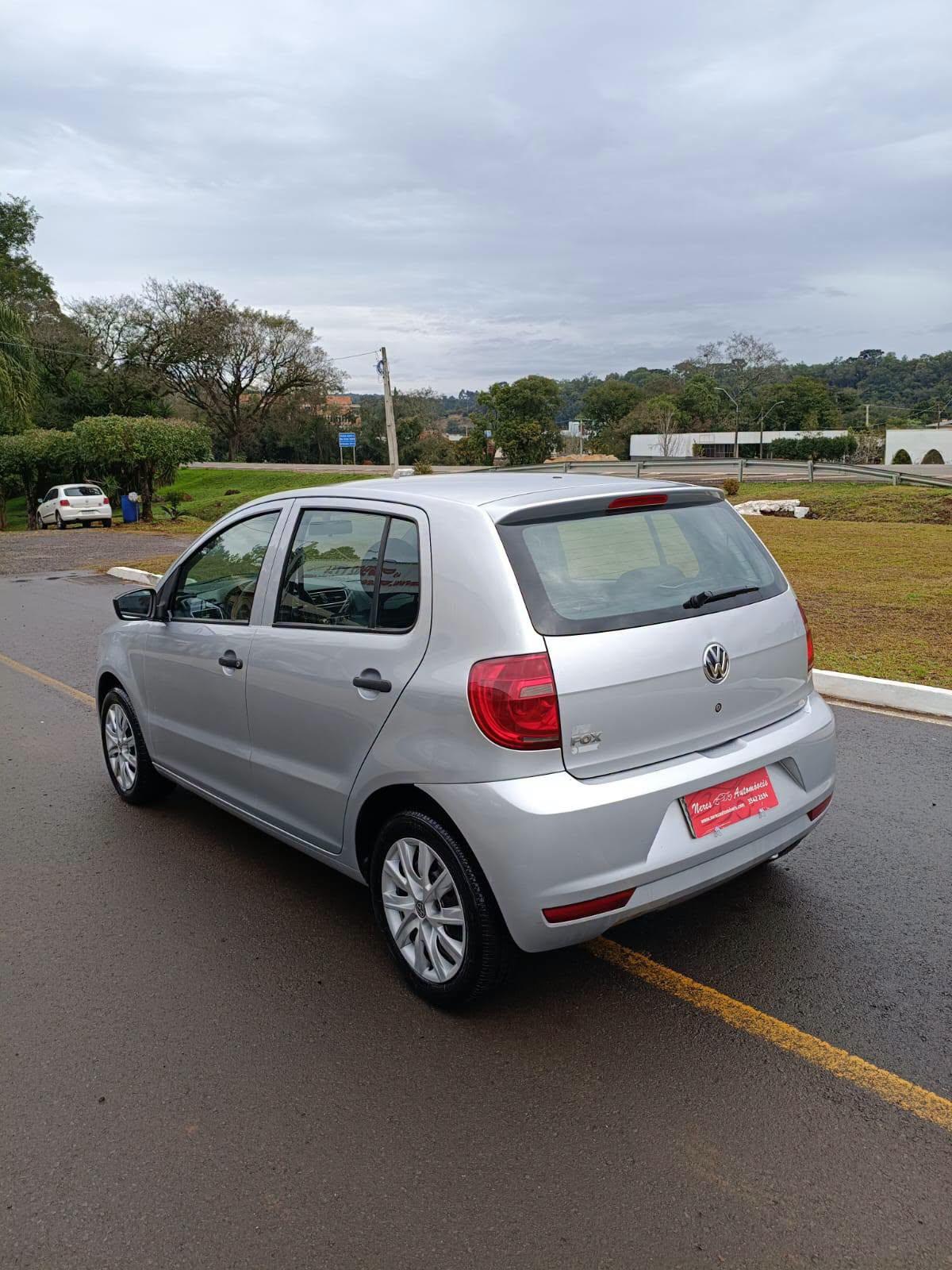 VOLKSWAGEN FOX