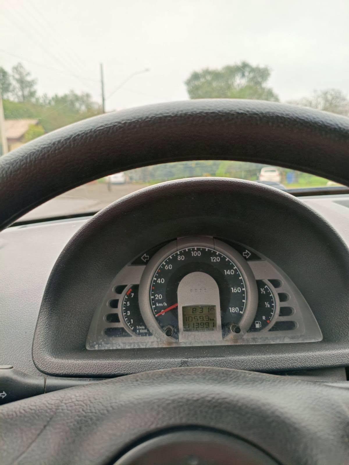 VOLKSWAGEN GOL