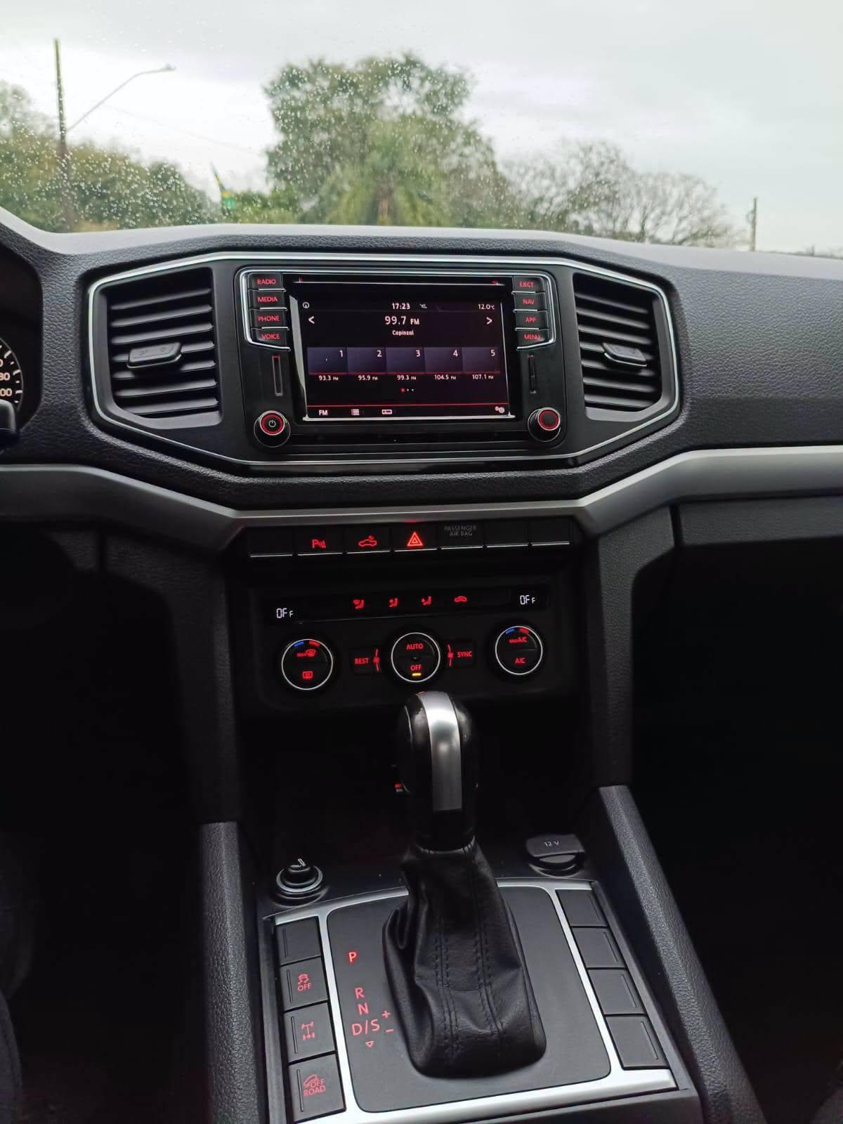 VOLKSWAGEN AMAROK